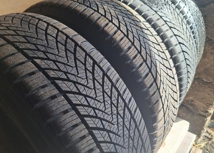 Grajewo ogłoszenia: Sprzedam 4x opony wielosezonowe 215/55r17 dot 2025